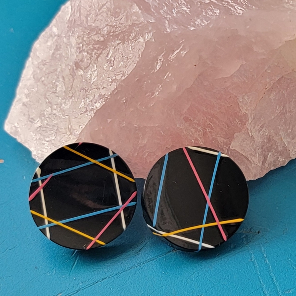80s Vintage Geometric Pattern Earrings Thumbprint Lucite Black & Multi Abstact